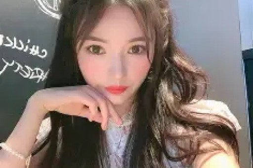 详细阅读:为你写诗为你卖瓜 传递善意和情义 为你写诗为你卖瓜 传递善意和情义
