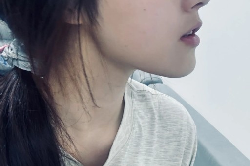 知情人曝陈妍希离婚内幕陈晓被传净身出户拉黑女方1年未回家
